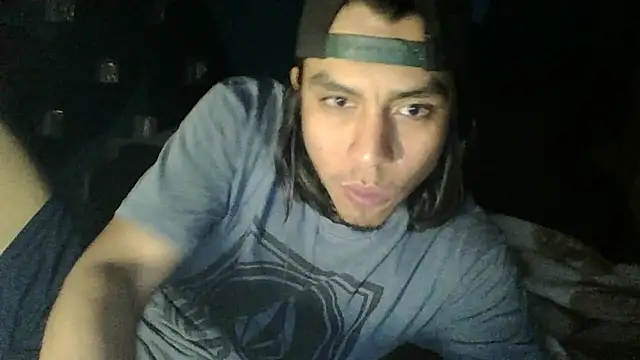 Snapshot of AlexAlejandro13 chatting on 13, 3, 2026 AlexAlejandro13 online show from 13, 3, 2026