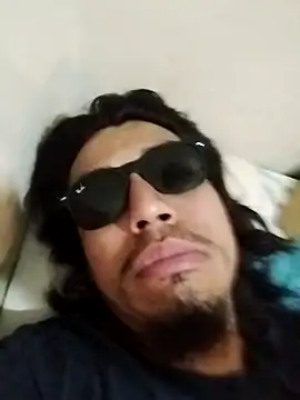 AlexAlejandro13 online show from 30, 4, 2026