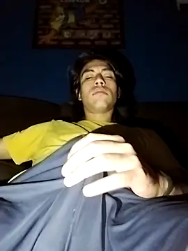 Snapshot of AlexAlejandro13 chatting on 12, 5, 2026 AlexAlejandro13 online show from 12, 5, 2026