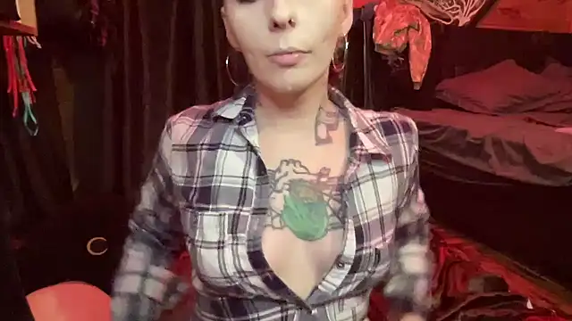 Snapshot of TeenyDoll chatting on 20, 10, 2025 TeenyDoll online show from 20, 10, 2025