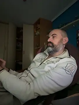 Snapshot of pollito1985_2 chatting on 28, 9, 2025 pollito1985 2 online show from 28, 9, 2025