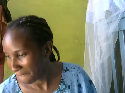 Snapshot of Athena_2019 chatting on 24, 10, 2025 Athena 2019 online show from 24, 10, 2025