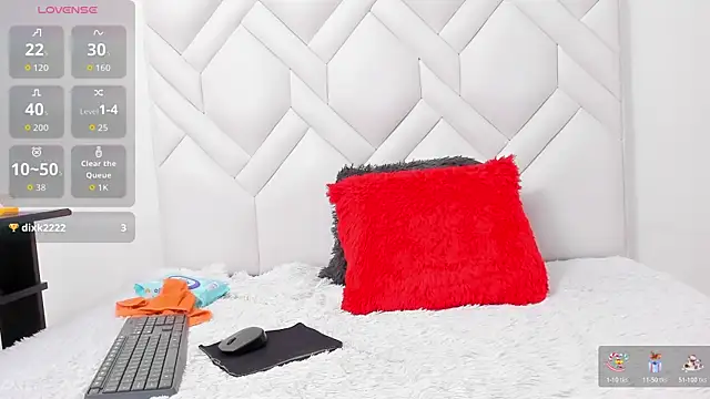 Mature Skinny online show from 18, 2, 2026