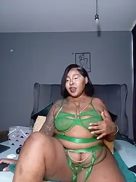PearlSexxy69 online show from 9, 7, 2026