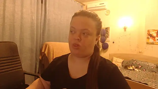 Snapshot of Janiffer_MiMi chatting on 12, 1, 2025 Janiffer MiMi online show from 12, 1, 2025