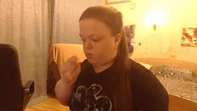 Snapshot of Janiffer_MiMi chatting on 12, 1, 2025 Janiffer MiMi online show from 12, 1, 2025