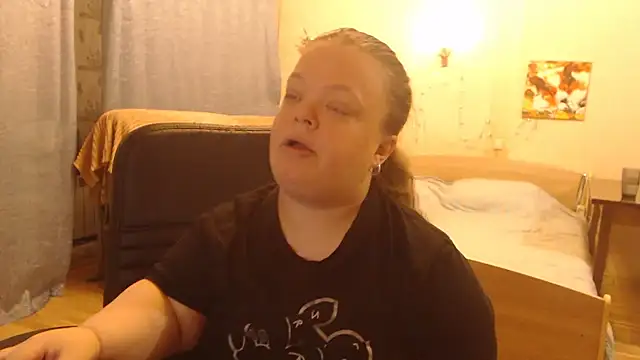 Snapshot of Janiffer_MiMi chatting on 19, 1, 2025 Janiffer MiMi online show from 19, 1, 2025