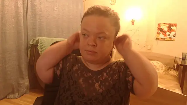 Snapshot of Janiffer_MiMi chatting on 5, 3, 2025 Janiffer MiMi online show from 5, 3, 2025