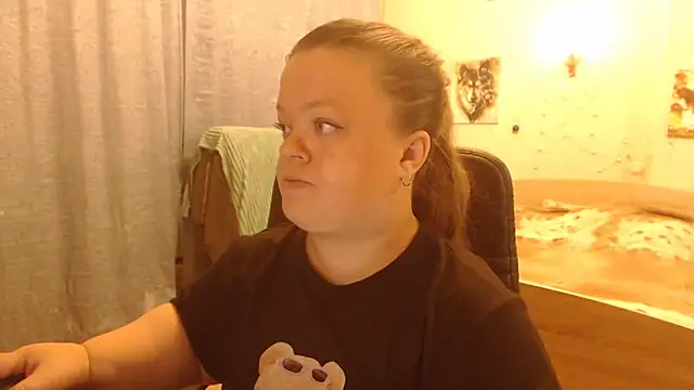 Snapshot of Janiffer_MiMi chatting on 6, 3, 2025 Janiffer MiMi online show from 6, 3, 2025