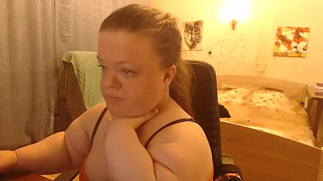 Snapshot of Janiffer_MiMi chatting on 6, 3, 2025 Janiffer MiMi online show from 6, 3, 2025