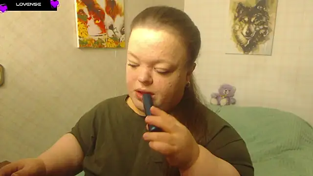 Snapshot of Janiffer_MiMi chatting on 5, 10, 2025 Janiffer MiMi online show from 5, 10, 2025