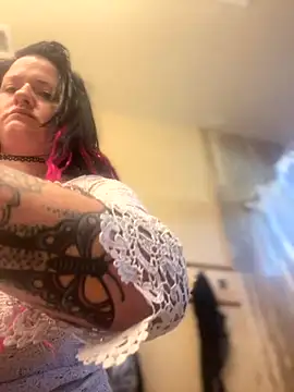 1-800-FUCKYOU online show from 2, 12, 2024