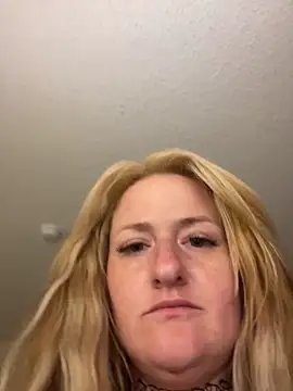 Snapshot of 1-800-FUCKYOU chatting on 20, 6, 2026 1-800-FUCKYOU online show from 20, 6, 2026