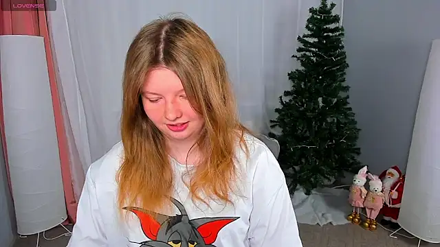 Vivian cutie online show from 8, 12, 2024