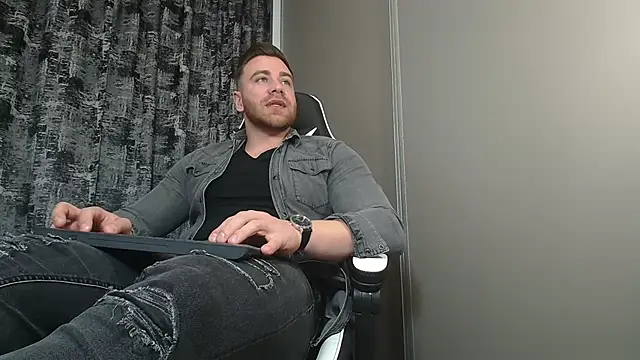 Thori92 online show from 14, 2, 2025