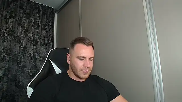 Thori92 online show from 26, 9, 2025