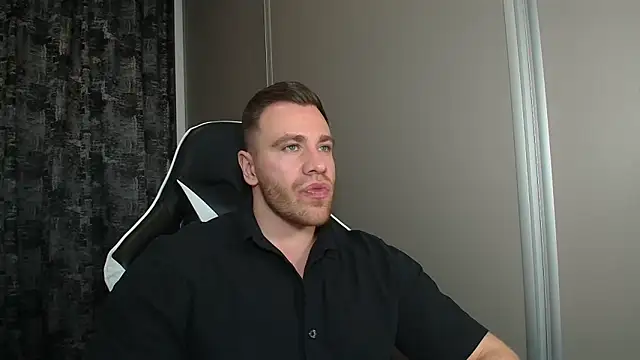 Thori92 online show from 3, 3, 2026