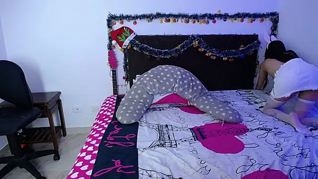 I am kim online show from 25, 11, 2025