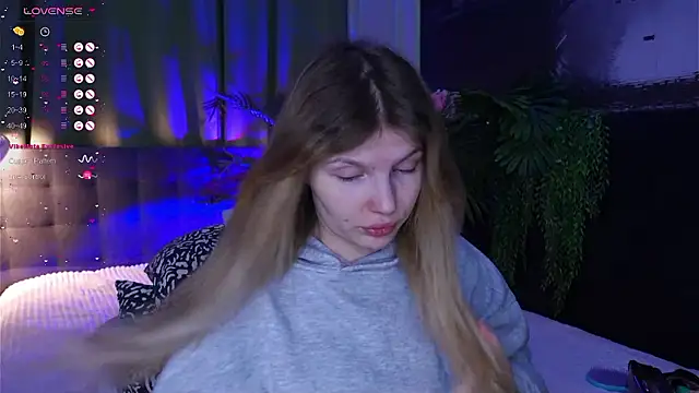 Snapshot of _aleksa_ chatting on 6, 12, 2024  aleksa  online show from 6, 12, 2024