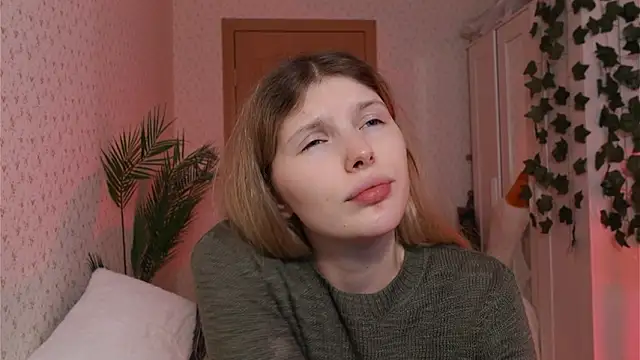 Snapshot of _aleksa_ chatting on 8, 12, 2024  aleksa  online show from 8, 12, 2024