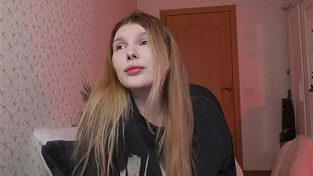 Snapshot of _aleksa_ chatting on 9, 12, 2024  aleksa  online show from 9, 12, 2024