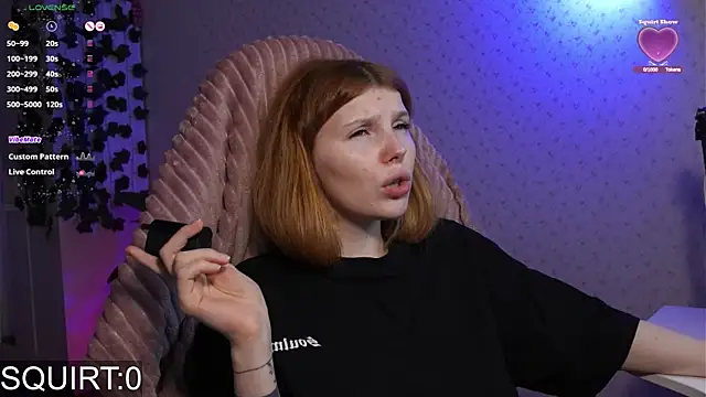 Snapshot of _aleksa_ chatting on 1, 2, 2025  aleksa  online show from 1, 2, 2025