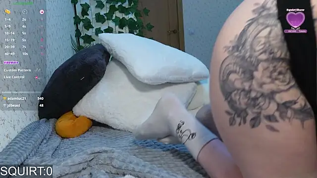 Snapshot of _aleksa_ chatting on 2, 3, 2025  aleksa  online show from 2, 3, 2025