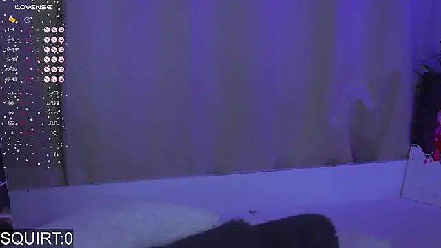 Snapshot of _aleksa_ chatting on 4, 10, 2025  aleksa  online show from 4, 10, 2025