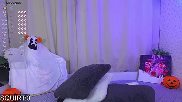 Snapshot of _aleksa_ chatting on 17, 10, 2025  aleksa  online show from 17, 10, 2025