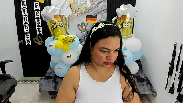 Cloe 35 online show from 28, 9, 2025