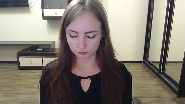 Laralianna online show from 8, 12, 2024