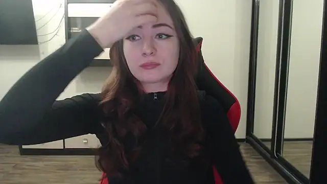 Laralianna online show from 9, 2, 2025