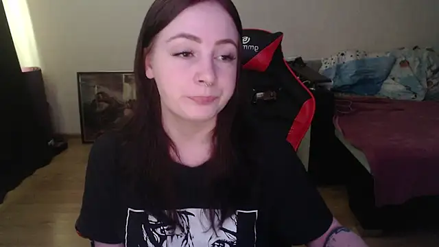 Laralianna online show from 7, 5, 2026