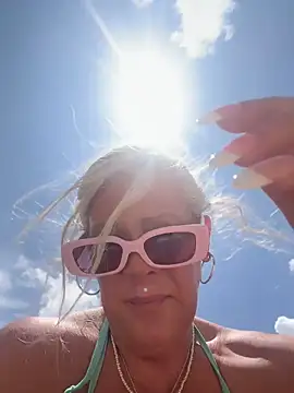 Lexi Shocker online show from 23, 7, 2026