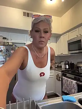 Lexi Shocker online show from 6, 8, 2026