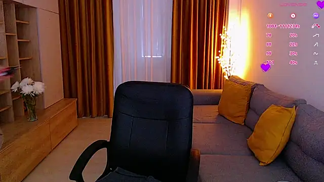 Snapshot of _Mia_Adams chatting on 9, 10, 2025 Mia Adams online show from 9, 10, 2025