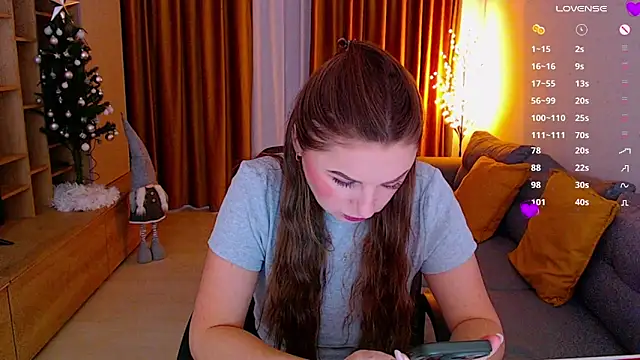 Snapshot of _Mia_Adams chatting on 16, 12, 2025 Mia Adams online show from 16, 12, 2025