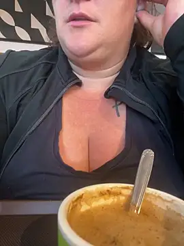 sweeti Em online show from 30, 9, 2025