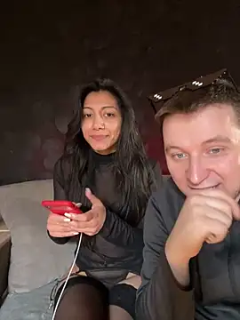 Kiscsillagg online show from 1, 2, 2025