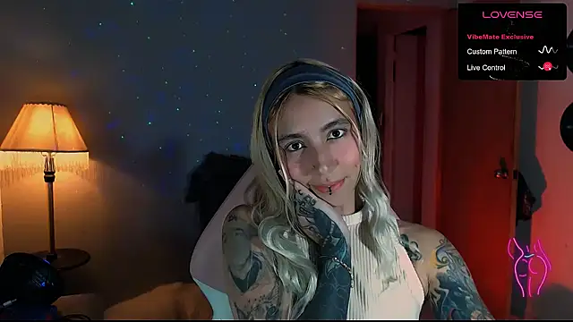 Saucy Jenn online show from 29, 12, 2024