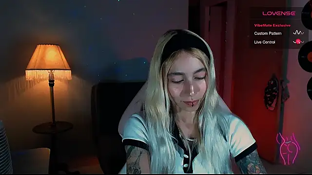 Saucy Jenn online show from 9, 1, 2025