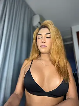 Snapshot of TastyTrap_18 chatting on 4, 12, 2025 TastyTrap 18 online show from 4, 12, 2025