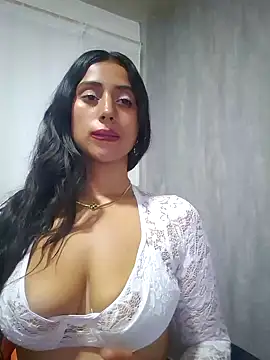 Valentinne z online show from 1, 2, 2025