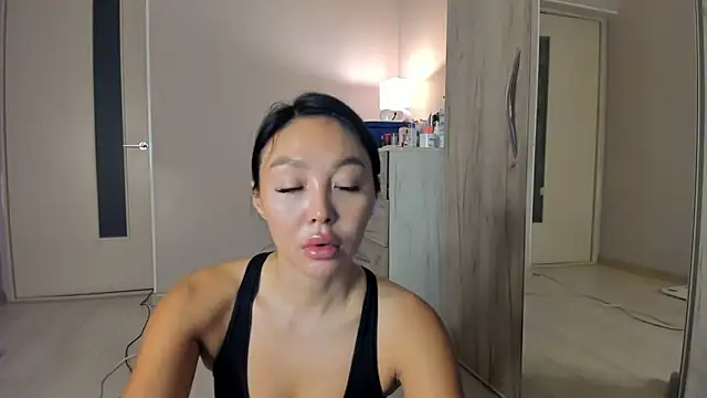 keiko hot online show from 10, 5, 2026
