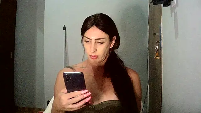 AlexiaDuucan online show from 9, 11, 2025