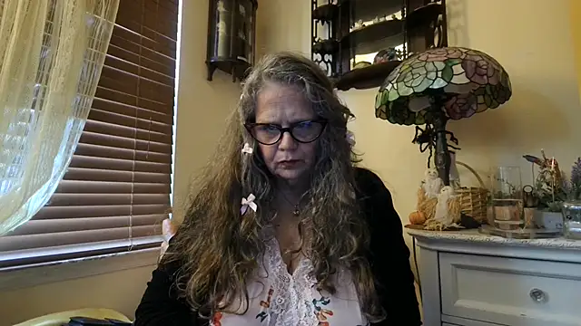 DestineeLoverGirl online show from 21, 10, 2025