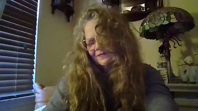 DestineeLoverGirl online show from 2, 11, 2025