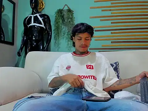 Snapshot of matew_rodriguez8 chatting on 28, 2, 2026 matew rodriguez8 online show from 28, 2, 2026