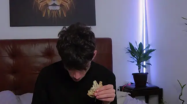 Snapshot of DanielCrush1 chatting on 12, 2, 2025 DanielCrush1 online show from 12, 2, 2025