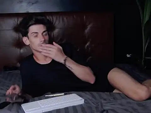 Snapshot of DanielCrush1 chatting on 20, 9, 2025 DanielCrush1 online show from 20, 9, 2025